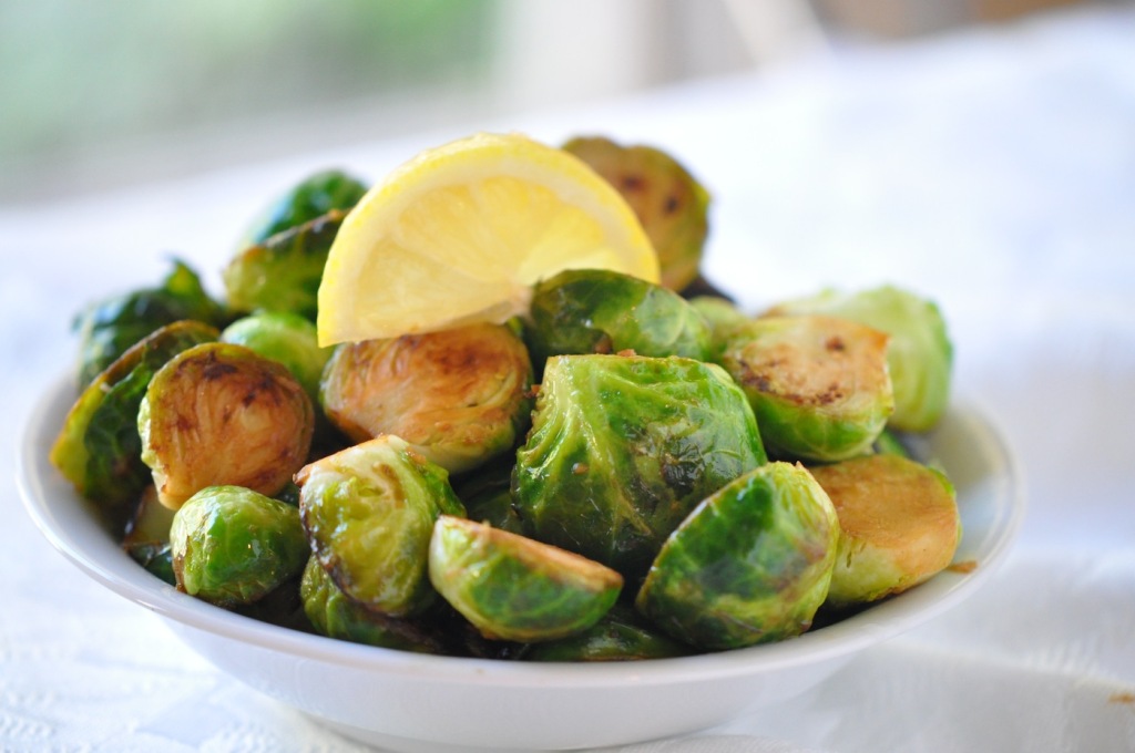 Lemon Garlic Brussels Sprouts