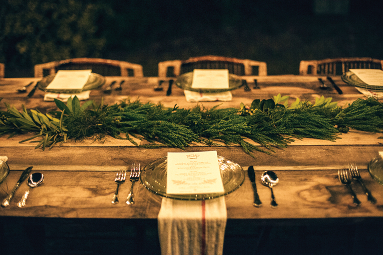 When styling the event, the coordinators turned to nature. Photo by Michael Tucker.