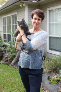 Sandra DiTusa, executive director of Spay Baton Rouge, received $20,000 from Gail Sheffield’s estate to help prevent the uncontrolled breeding of community cats.